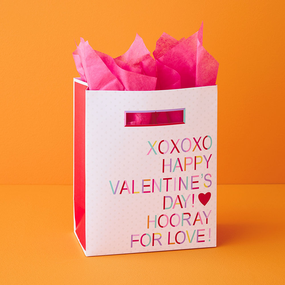 Shop Valentine’s Day Gift Wrap